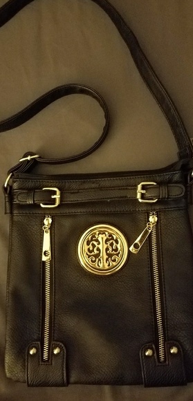 Purse - Picture 1 of 3